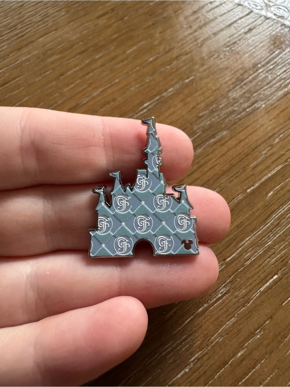 2026 WDW Hidden Disney Mickey Wave A Castle Grand Floridian Resort Pin
